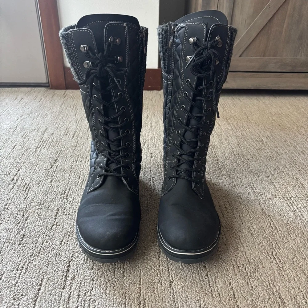 Black Lace-Up Women's Polar Boots Sz 40